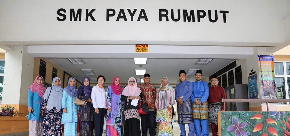 TM brings digital learning to its adopted school in Melaka